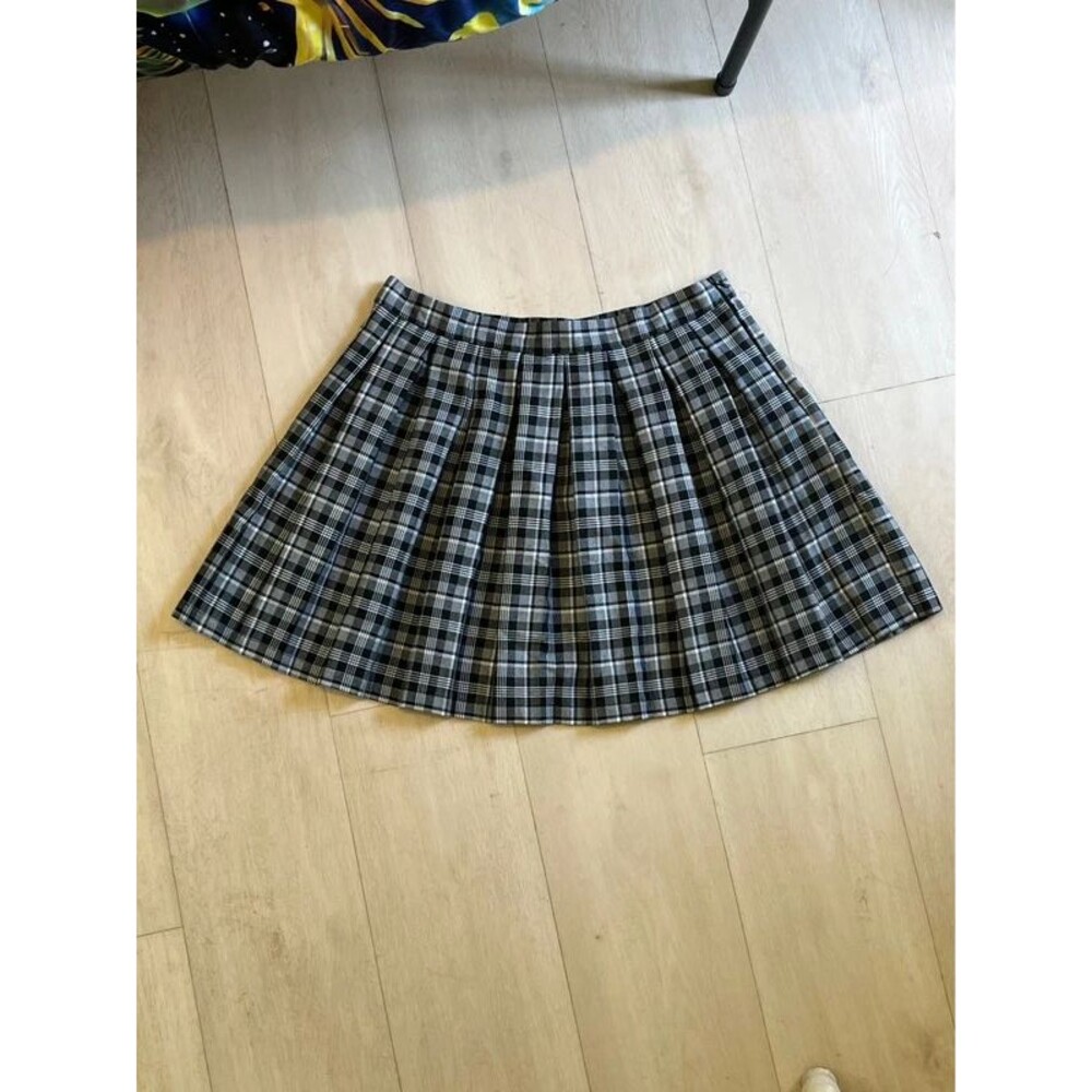Cali 1850 LA Plaid Pleated Skirt